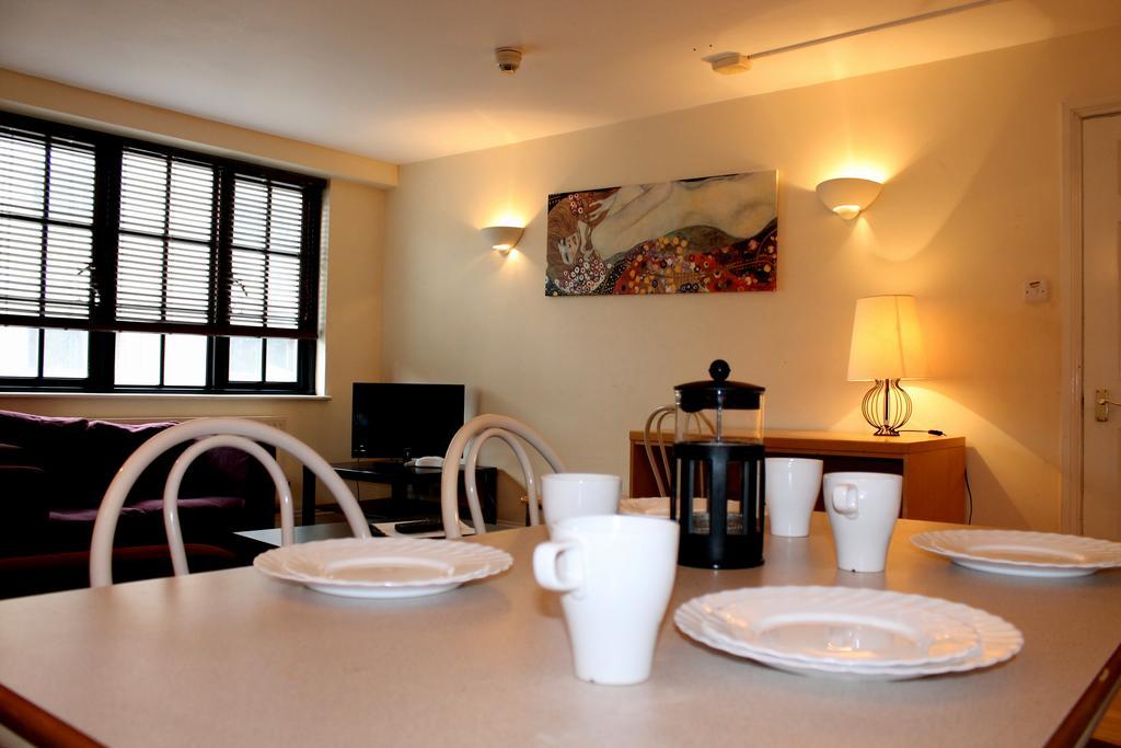 Acorn - Bakers Row Apartments Лондон Екстериор снимка