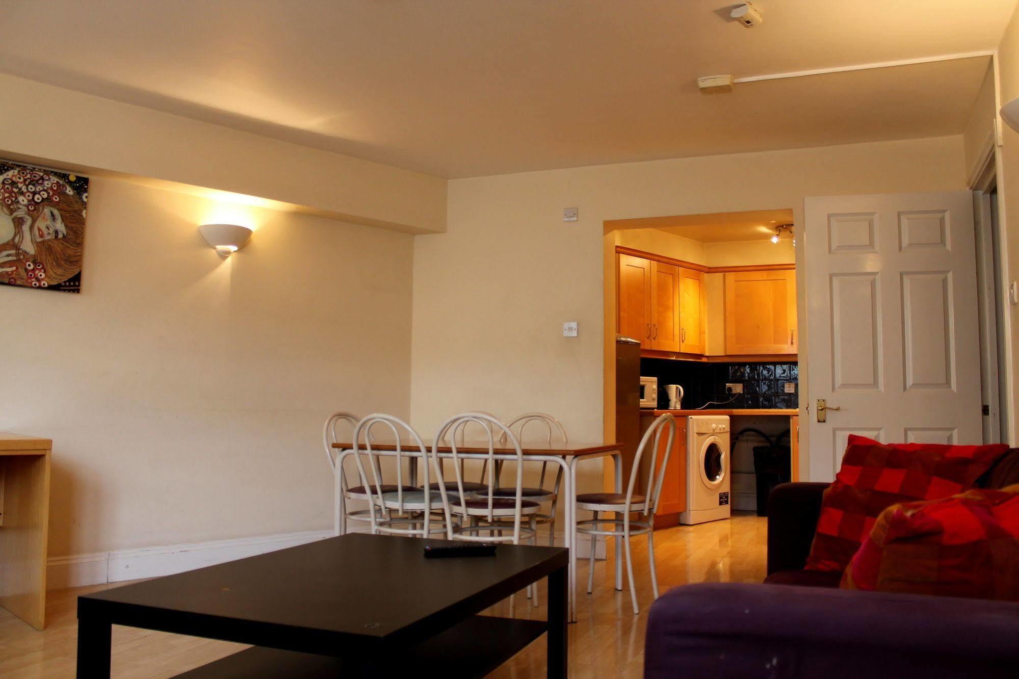 Acorn - Bakers Row Apartments Лондон Екстериор снимка