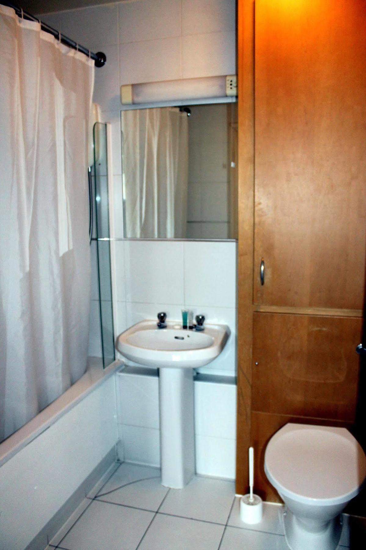 Acorn - Bakers Row Apartments Лондон Екстериор снимка